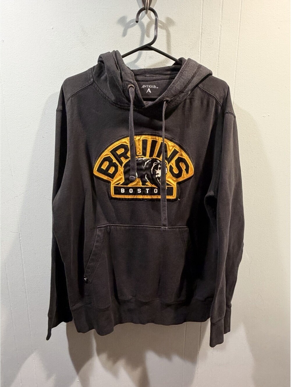 Mens Antigua Black Boston Bruins Hoodie Size Large Embroidered Bear Logo Patch